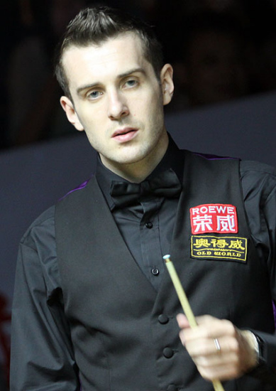 他曾效力于 他曾效力于